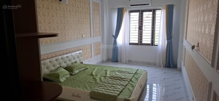 Bán nhà Nguyễn Khoái sổ đỏ - 4tỷ8