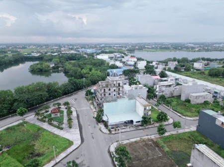 Đi đến slide 4