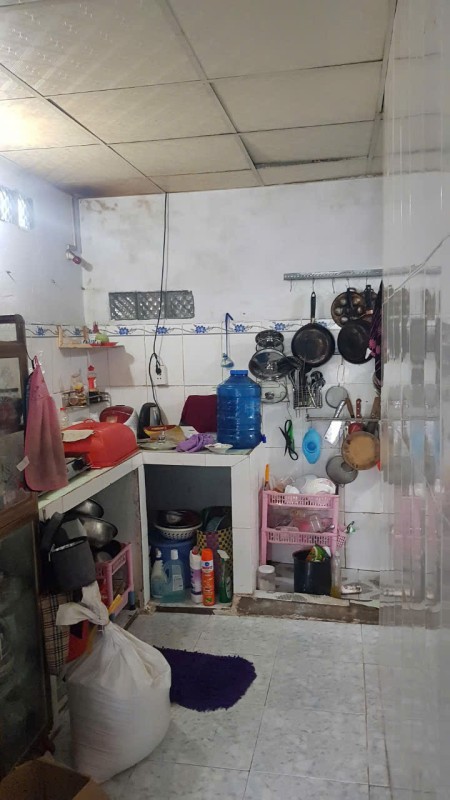 Bán nhà chính chủ gần QL1A, 45m2, 2 lầu, giá chỉ hơn 1 tỷ