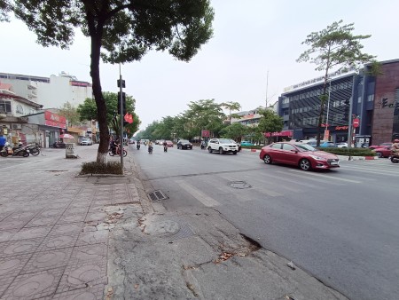 Bán rẻ nhà 7 tầng, thang máy nhập, Gara 2 ô tô, nội thất tiền tỷ, Vũ Đức thận, TT quận Long Biên