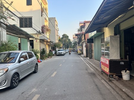 Đất đẹp, hàng hiếm – TT Trân Quỳ, Gia Lâm, 40m², MT 6m Lô góc hai mặt tiền, 4.8 tỷ