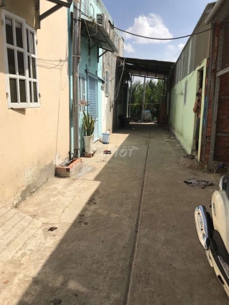 Bán nhà Long Hậu cách Lotte Mart 15km