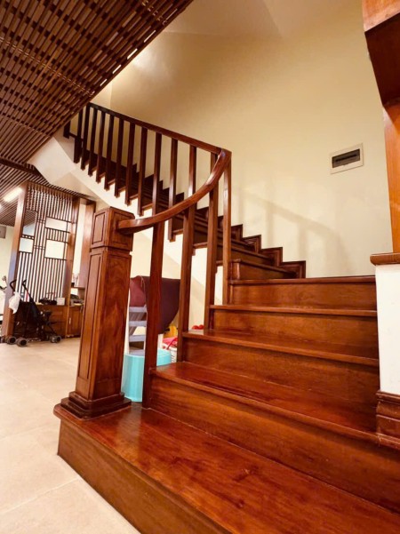 Chính chủ gửi bán căn liền kề làng Việt Kiều Châu Âu, khu đô thị mới Mỗ Lao, P Mộ Lao, Hà Đông, HN