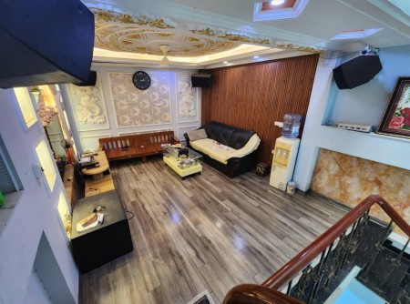 Bán nhà ngõ 2 cầu bươu, Thanh Trì diện tích 50m2, 4 tầng, mặt tiền 4m, đầy đủ nội thất.