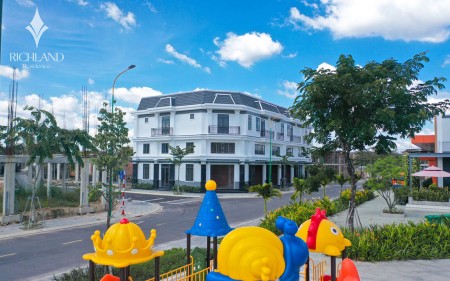 Đi đến slide 2