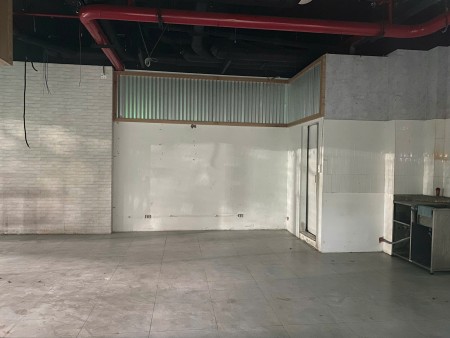 Bán căn shop căn góc, mặt đường chính, diện tích 52M2, đã có sổ giá 15 tỷ