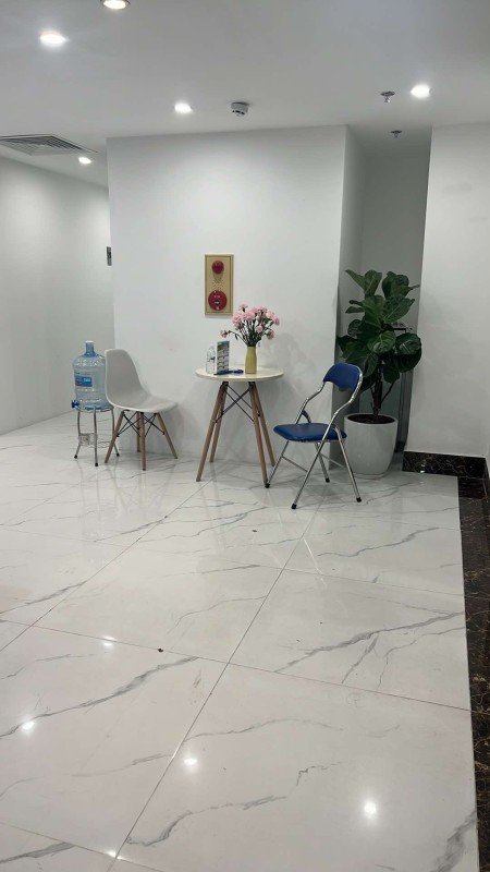 Chính chủ cho thuê 3 phòng 16m2 - 20m2, đầu đường Chùa Láng (Gần Đại học Ngoại Thương, Ngoại Giao)