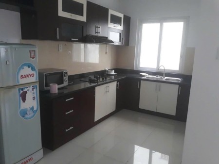 Căn hộ lầu 1 rộng 80m2, 2p ngủ, có nội thất giá 10tr, Võ Thị Sáu, P6, Q3