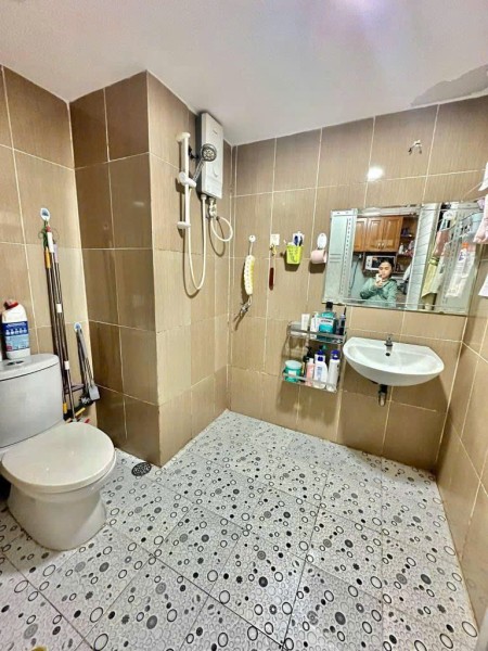 Chung cư Miếu Nổi(Thang bộ) Vũ Huy Tấn, BT: 97m2 2p ngủ, NT giá 11tr/th