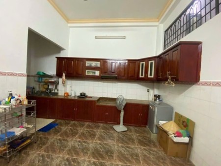 Siêu phẩm 4 tầng HXH Lê Văn Sỹ, Phú Nhuận. Oto ngủ trong nhà, cách Lê Văn Sỹ 100m