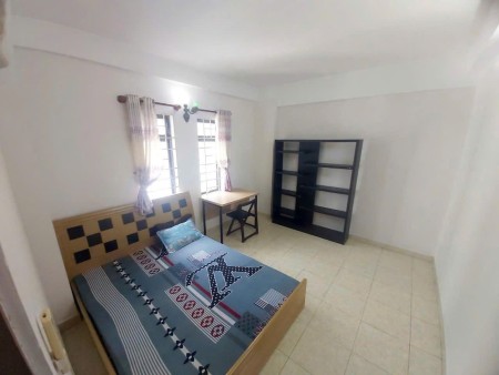 Cho thuê chung cư Carillon 2, Trịnh Đình Thảo, TP: 69m2, 2p ngủ, 2wc 9tr/th