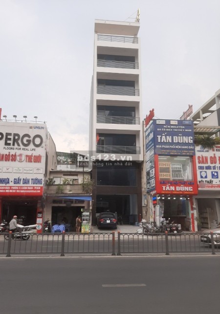 Bán gấp building tương lai hầm 8 tầng tọa lạc tại con đường chính liên quận Bạch Đằng