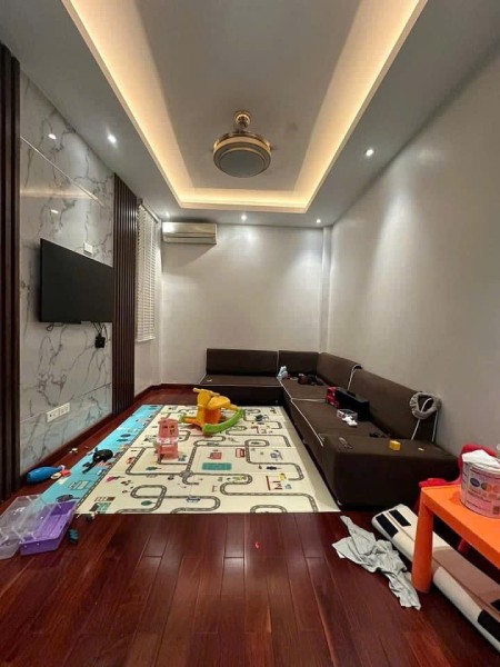 Bán nhà ngõ 373 Ngọc Hồi diện tích 35m giá nhỉnh 6 tỷ
