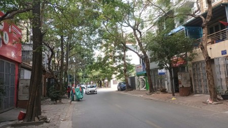 Bán nhà MP Nguyễn Khuyễn, Hà Đông kinh doanh đỉnh 82m2, GIÁ 20 Tỷ.