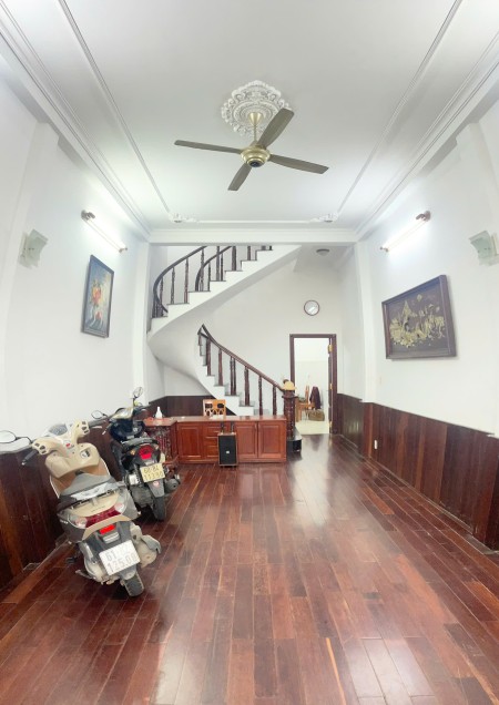 Đi đến slide 8