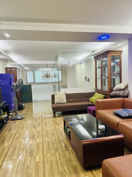 Bán nhà Đào Tấn, 39m2, 5 tầng, ngõ thông, giá tốt.