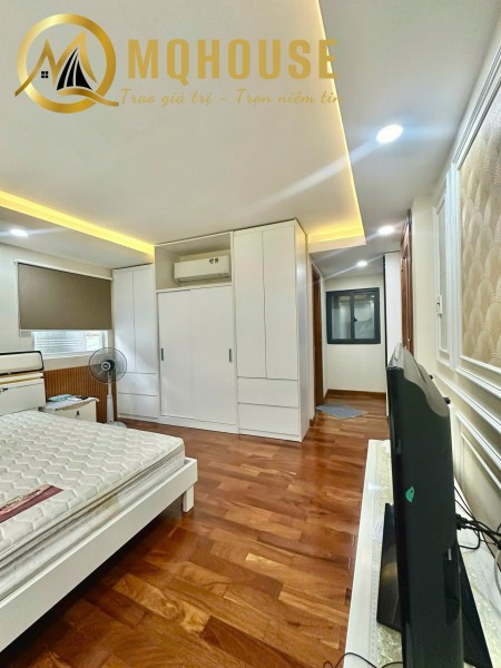 Cho thuê 2 phòng ngủ full nội thất - Thang máy ngay Trường Chinh Tân Bình