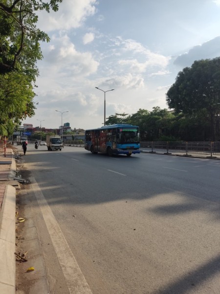 Bán đất tặng nhà phố Ngọc Hồi, Thanh trì, đất vuông, vỉa hè cực rộng, giá đầu tư