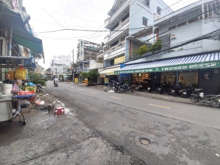 Bán Nhà phường 9 quận 11 đường thái phiên, hẻm ôtô 3 tầng giá bèo chỉ 4,9 tỷ