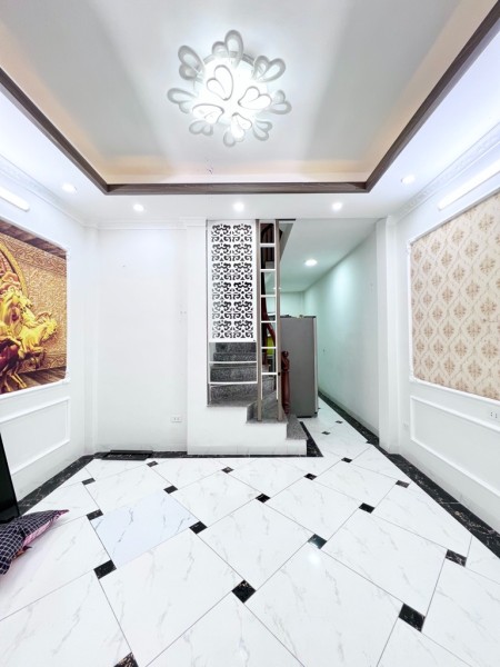 Gấp - Hiếm - Bán nhà Tam Trinh - Hoàng Mai, 30/65m2, 5T - 4,7 tỷ.