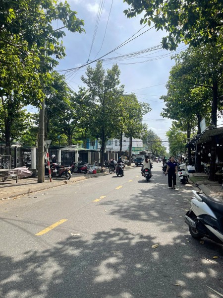 Mặt tiền ngay chợ Đầu Mối - Hải Châu - Kinh doanh sầm uất - Vị trí bao đẹp - Giá bao tố