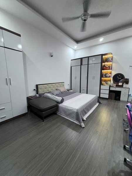 Siêu phẩm Giáp Bát, Ngõ thông 30m ô tô tránh, SĐCC, MT rộng thoáng sáng, Nhỉnh 7 tỷ