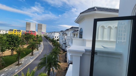Đi đến slide 2