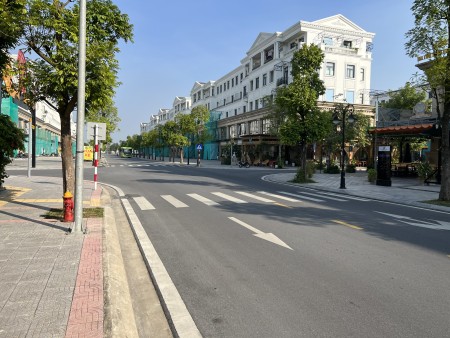 Đi đến slide 4