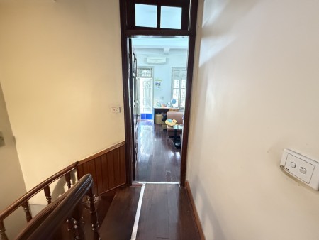 Bán nhà phố Mai Dịch - Phân lô - Ô tô DT 60M2 X 5T, giá 15T LH: 0949859830.