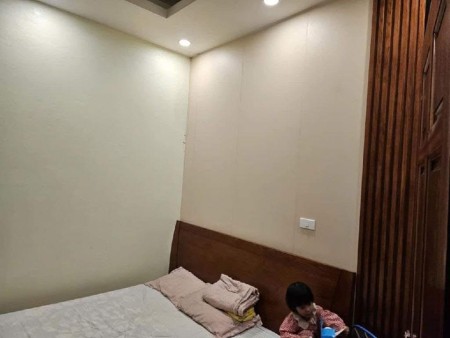 Siêu hiếm Cổ Bi - Gia Lâm - Hà Nội ô tô tránh vỉa hè nở hậu.