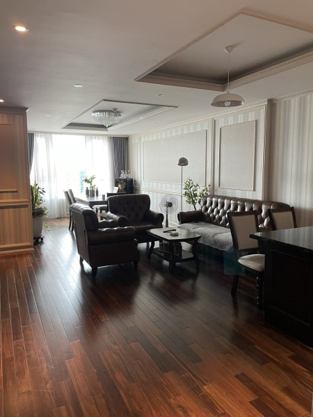 Gia đình bán CH Cantavil Hoàn Cầu 125m2, 3PN, SH lâu dài. Không đăng giá ảo kéo khách: 7.2 tỷ TL