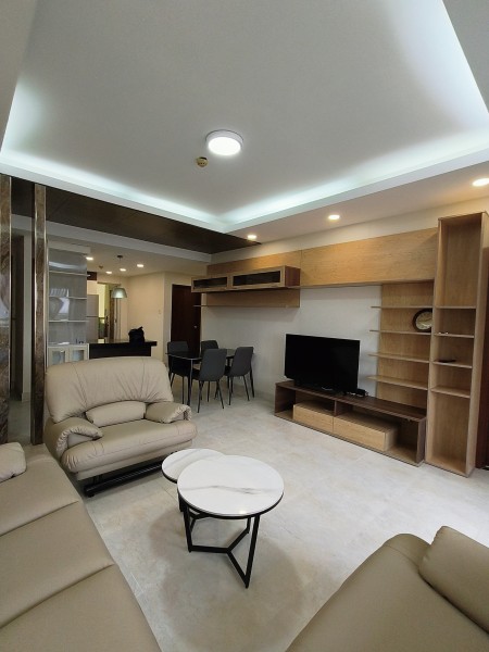 Gia đình cần bán CH Đất Phương Nam 141m2, 3pn, 2wc, tặng NT, góc, Sh lâu dài. Giá thật : 5.7 tỷ TL