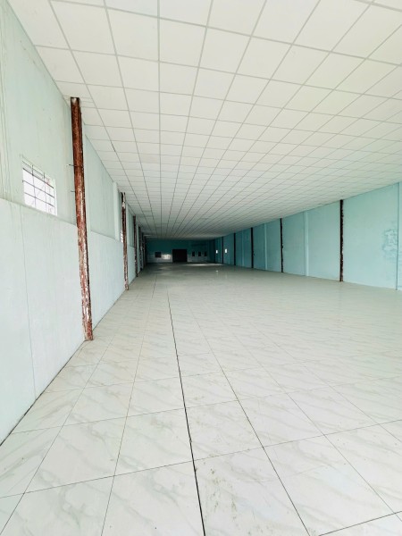 Bán kho xưởng mặt tiền đường Hùng Vương, dt 700 m2