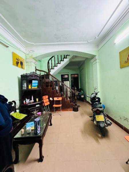 Bán nhà ngõ 61 phố Lạc Trung, Hai Bà Trưng. 40m2 x 4 Tầng 13.6 Tỷ. Kinh doanh - Ô tô đỗ cửa