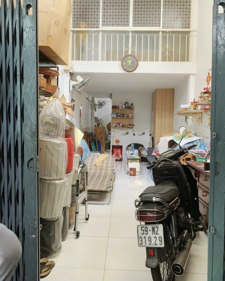 [Bán gấp] Nhà Thoại Ngọc Hầu - Tân Phú, hẻm thông, 43m2 nở hậu, hơn 2 tỷ