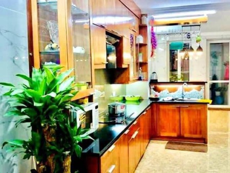 Bán nhà Ngọc Lâm 6.9 tỷ, 54m, 4 tầng dân xây, trung tâm quận Long Biên, tiện ích ngập tràn