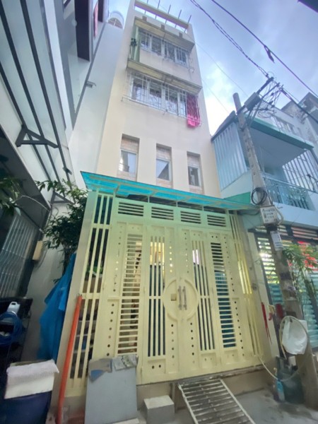 Gần chợ Vườn Chuối - Nguyễn Đình Chiểu, DT 35M2, 5 phòng ngủ, 7 tỷ TL