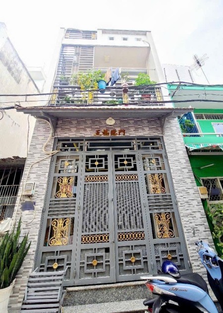 Nhỉnh 3 tỷ - 40M2 - Hẻm xe hơi, Nhà 2 tầng BTCT, đường Chiến Lược, Bình Tân