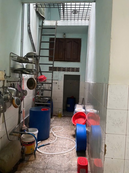 Cho thuê 100m2 mặt bằng số 66 Trần Nhân Tôn P2 Q10