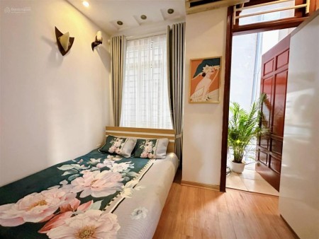 * Bán nhà Đình Thôn 45m2 x 5 tầng, sổ đỏ giao ngay, giá hời 8.7 tỷ