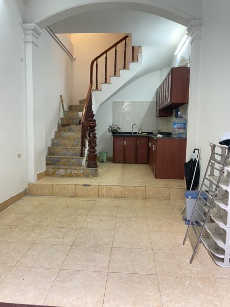 Cho Thuê nhà ngõ Giang Văn Minh, Ba Đình DT 27m 4 tầng 2PN Giá 12tr