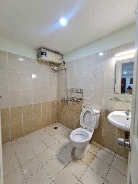 Chung cư Phúc Yên, Phan Huy Ích, P15, TB, 93m2, 2PN, 2WC, 9tr5/tháng.