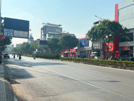 Bán mặt phố Nguyễn Văn Cừ VIP nhất Long Biên - Vỉa hè rộng - Kinh doanh - 185M - MT 7.5M - Hơn 70tỷ