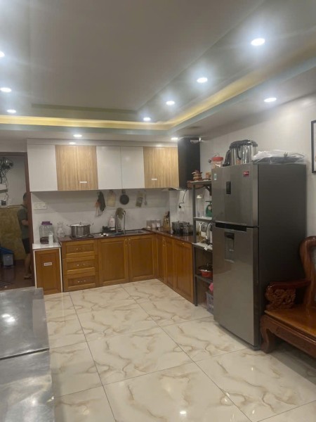 Bán nhà Khuôn Việt Tân Phú 2 mặt tiền đường 10M, 50M, 5 tầng kinh doanh đỉnh, 9.2 tỷ