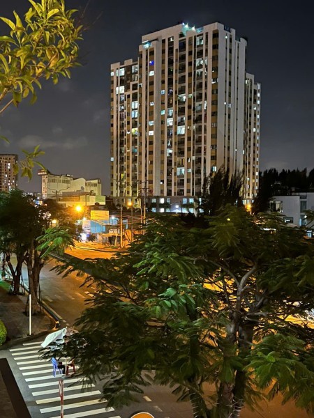 Bán nhà mặt tiền đường Liên Phường, khu đô thi Merita, xây dựng 1 trệt, 2 lầu giá 25 tỷ