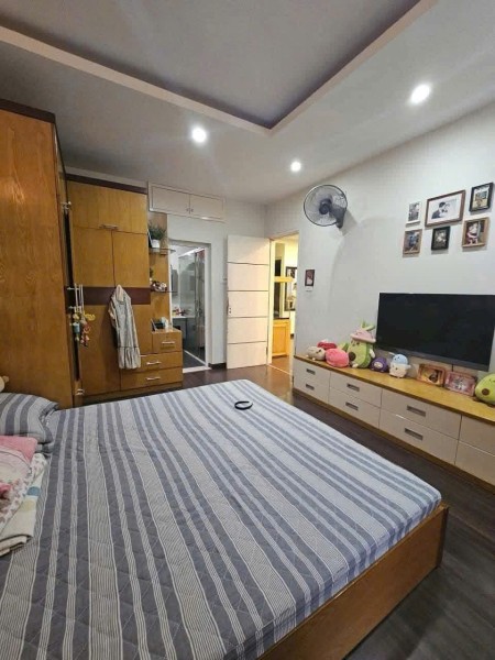 Căn hộ cao cấp, PN Techcons, Phú Nhuận, 97m2, Nội thất, 16tr/tháng.