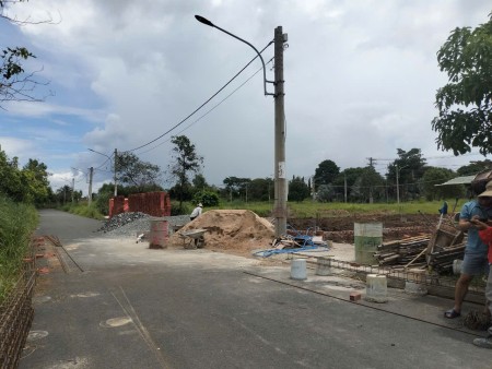 Lô đất trong KDC đối diện uỷ ban xã Phước Thái, CẦN BÁN GẤP