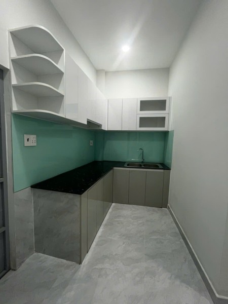 Bán nhà Lê Văn Việt, Hẻm xe Kia né Vison, 90m2, Nở Hậu, Giá 5.7 tỉ