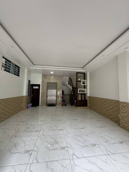 Bán nhà mặt phố Đông Quan, Cầu Giấy, 55M2 X 7T, MT 6M, 24 tỷ. LH: 0822306555