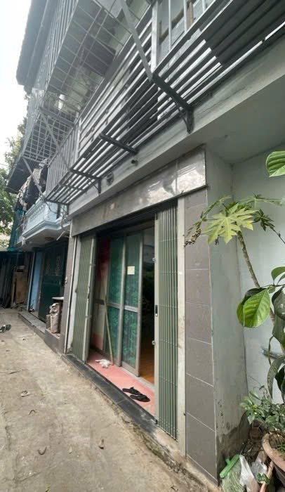 Bán nhà Ba Đình, mặt tiền đẹp, ô tô tránh, giá tốt, 40m2, 3.6 tỷ